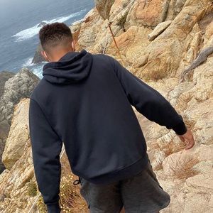 Meet your Posher, Devin